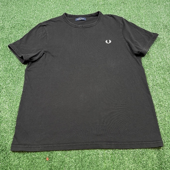 Fred Perry T Shirt Men's Size L Black Short Sleeve Crew Neck Preppy - Picture 2 of 8